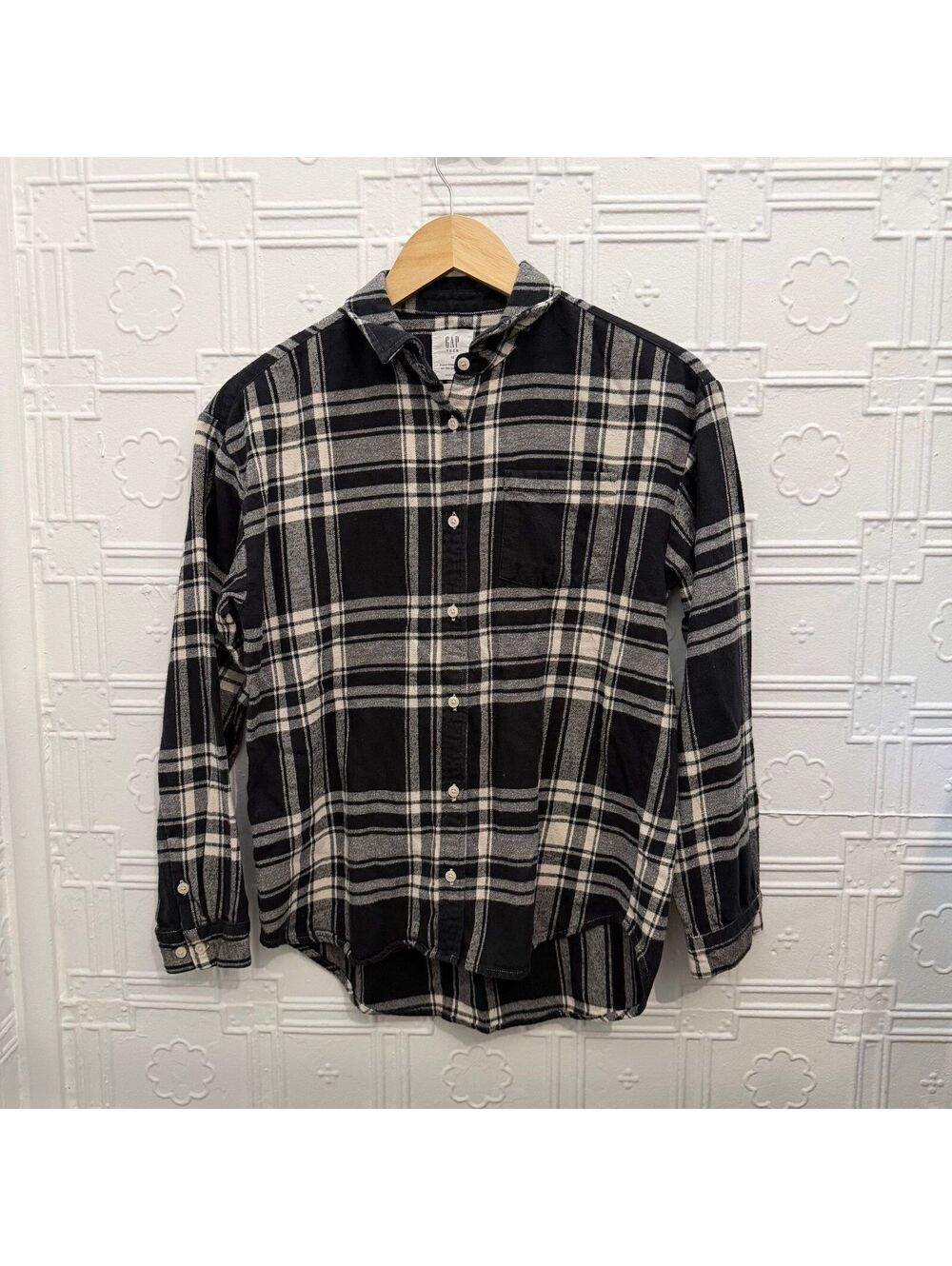Gap Teen Size 12 Black Cream Plaid Flannel Button Down Shirt Top